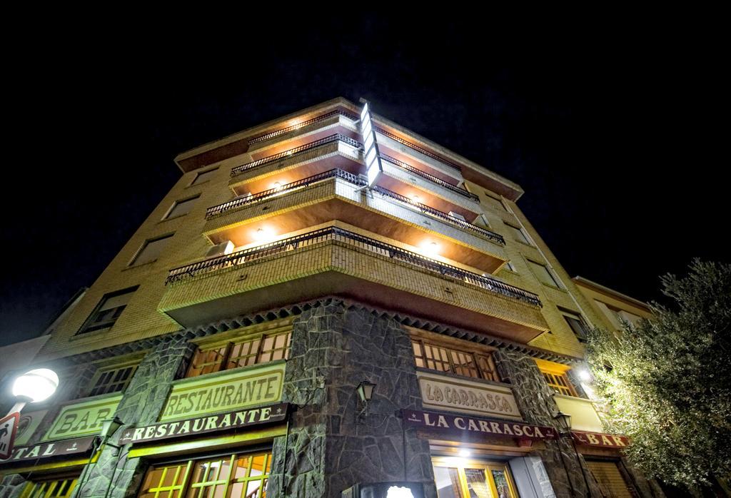 Hostal La Carrasca Монсон Экстерьер фото
